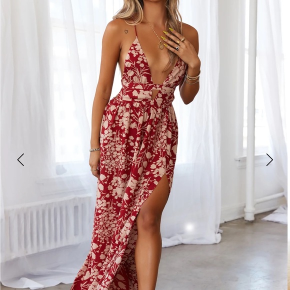 HELLO MOLLY EXPLORE THE COLOURS MAXI DRESS RED - Picture 2 of 5